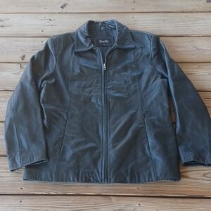 Excelled Collections women's leather jacket size XL